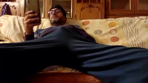 Snapshot of mospeleu chatting on 12/10/24, 09:55 Nomadu online show from 12/10/24, 09:55