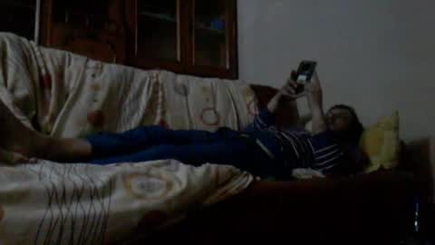 Snapshot of mospeleu chatting on 02/17/25, 05:10 Nomadu online show from 02/17/25, 05:10