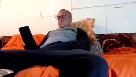 Nomadu online show from 07/27/26, 05:47