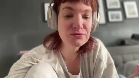 Mossy Mommy online show from 02/14/25, 05:03