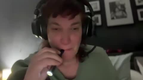 Mossy Mommy online show from 02/18/25, 01:54