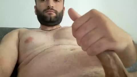 Snapshot of mosta977 chatting on 07/04/26, 10:32 Arab boy online show from 07/04/26, 10:32