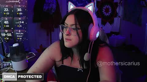 Snapshot of mothersicarius chatting on 03/01/25, 10:31 sicarius online show from 03/01/25, 10:31