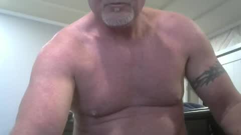 Snapshot of motorguy08 chatting on 02/13/25, 04:28 motorguy08 online show from 02/13/25, 04:28