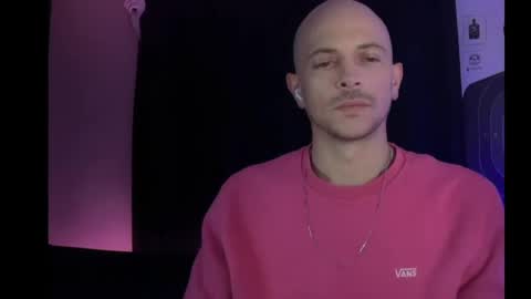 mount_vesuvius online show from 04/15/26, 03:41