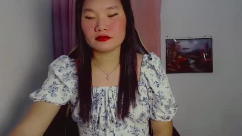 Snapshot of mountain_girl88 chatting on 01/19/26, 01:04 casandra online show from 01/19/26, 01:04