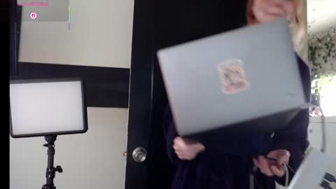 Mousie online show from 10/23/25, 08:40