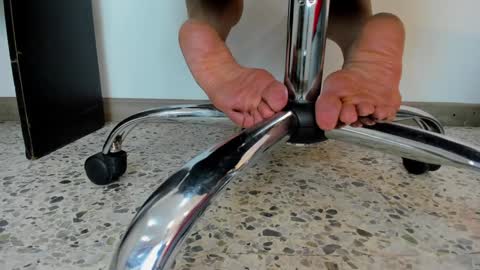 Snapshot of moxa_hot chatting on 12/14/24, 02:42 moxa hot online show from 12/14/24, 02:42