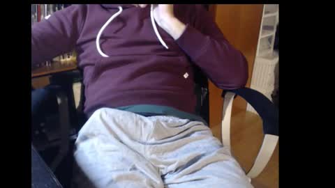 Snapshot of mpmimp chatting on 10/27/25, 09:08 mpmimp online show from 10/27/25, 09:08