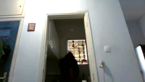 mppempis81 online show from 12/18/25, 06:08