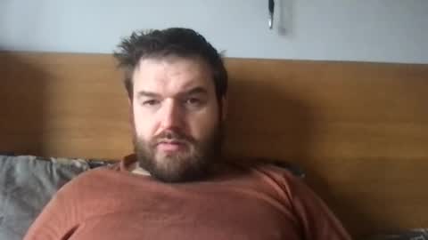 Snapshot of mr834565 chatting on 02/08/25, 01:01 mr834565 online show from 02/08/25, 01:01