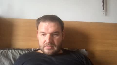 Snapshot of mr834565 chatting on 09/29/25, 12:32 mr834565 online show from 09/29/25, 12:32