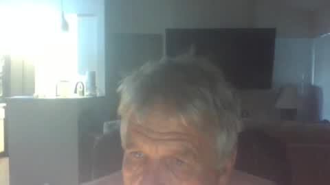 Snapshot of mr_earp2001 chatting on 01/16/25, 04:18 Get on my Harley ... Headed down the Highway to HELL online show from 01/16/25, 04:18