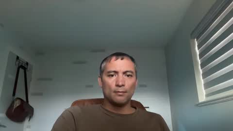 Snapshot of mr_halfling chatting on 09/28/25, 01:11 mr_halfling online show from 09/28/25, 01:11