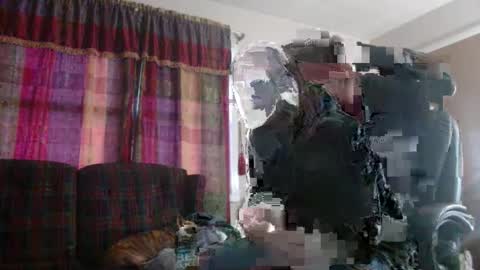 Snapshot of mr_happy12 chatting on 01/02/25, 08:46 mr_happy12 online show from 01/02/25, 08:46