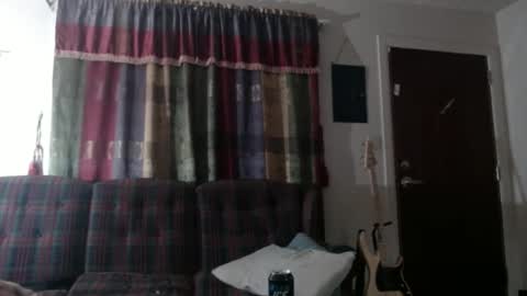 Snapshot of mr_happy12 chatting on 09/10/25, 06:02 mr_happy12 online show from 09/10/25, 06:02