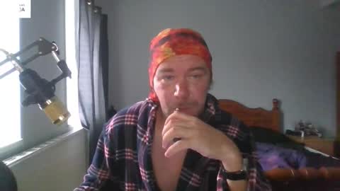 Snapshot of mr_i_ chatting on 09/20/25, 08:37 mr_i_ online show from 09/20/25, 08:37