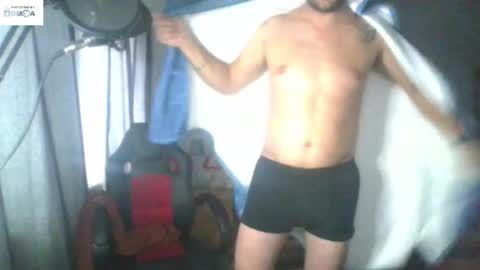 mr_i_ online show from 10/26/25, 07:47