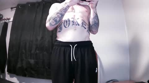 Snapshot of mr_j_showoff chatting on 01/07/25, 11:05 whateveryouwant online show from 01/07/25, 11:05