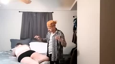 Snapshot of mr_j_showoff chatting on 01/10/25, 09:10 whateveryouwant online show from 01/10/25, 09:10