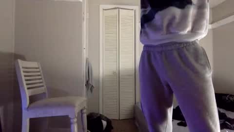 Snapshot of mr_j_showoff chatting on 01/24/25, 08:02 whateveryouwant online show from 01/24/25, 08:02