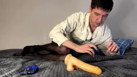 mr jeicob online show from 12/02/25, 07:57