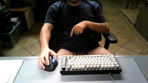 mr_kaa online show from 04/12/26, 06:57