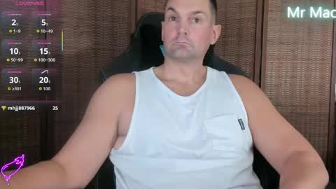 Snapshot of mr_mac69 chatting on 06/02/26, 09:50 Cam online show from 06/02/26, 09:50