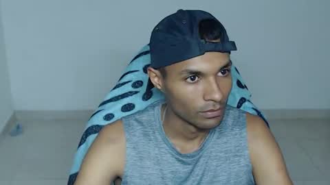 Snapshot of mr_max__ chatting on 11/25/25, 05:24 Max online show from 11/25/25, 05:24