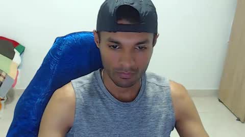 Snapshot of mr_max__ chatting on 02/19/26, 12:56 Max online show from 02/19/26, 12:56