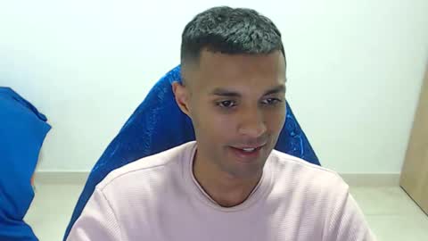 Snapshot of mr_max__ chatting on 02/22/26, 01:07 Max online show from 02/22/26, 01:07