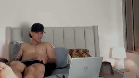 mr_maximo online show from 03/28/26, 05:40