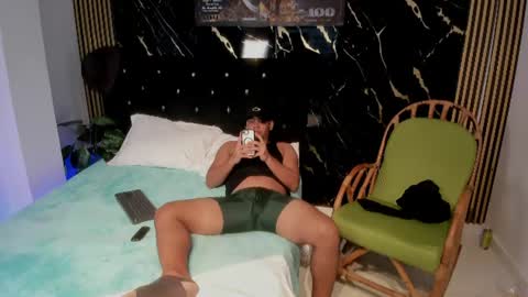 mr_maximo online show from 07/08/26, 04:50