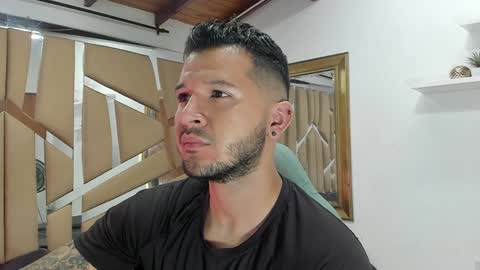 MIKEE online show from 02/04/25, 03:00