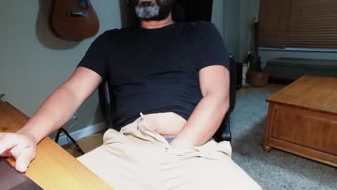 Rabbit online show from 01/02/25, 01:38