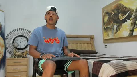 mr_stiven_ online show from 04/19/26, 04:12