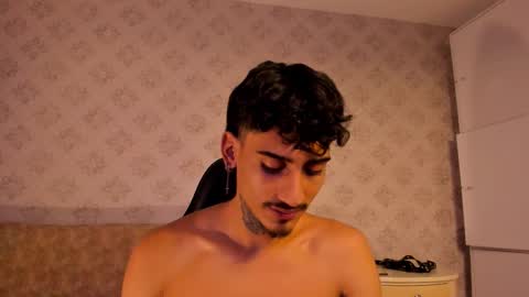 MR online show from 11/16/25, 02:50