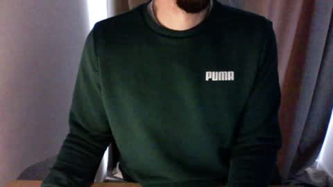 Snapshot of mr_teatime1989 chatting on 01/27/25, 02:02 the office guy online show from 01/27/25, 02:02