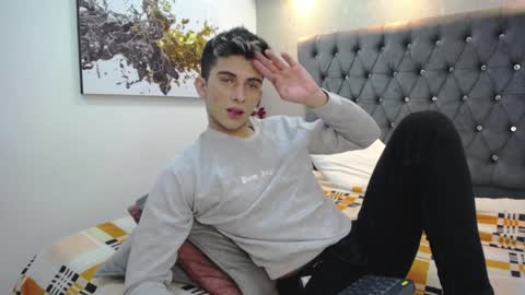 Snapshot of mr_williseo chatting on 12/06/24, 08:40 williseo online show from 12/06/24, 08:40