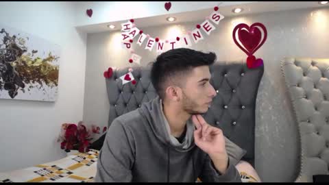 Snapshot of mr_williseo chatting on 02/13/25, 08:13 williseo online show from 02/13/25, 08:13