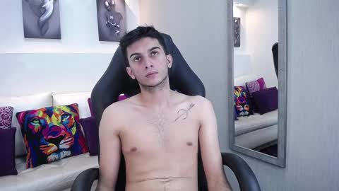 Snapshot of mr_williseo chatting on 03/04/25, 10:49 williseo online show from 03/04/25, 10:49