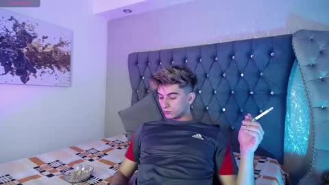 Snapshot of mr_williseo chatting on 09/09/25, 07:46 williseo online show from 09/09/25, 07:46