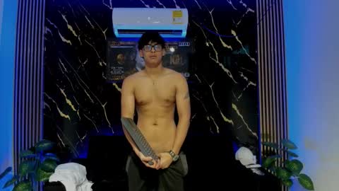 Snapshot of mr_yisuz chatting on 03/18/26, 07:06 yisuz online show from 03/18/26, 07:06