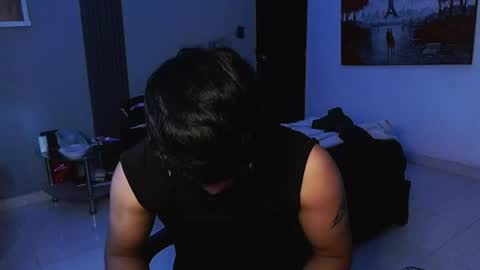 Snapshot of mr_yisuz chatting on 07/18/26, 01:37 yisuz online show from 07/18/26, 01:37