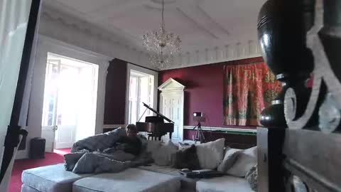 Snapshot of mrandmrsvanilla chatting on 02/22/25, 02:19 mr and mrs vanilla online show from 02/22/25, 02:19