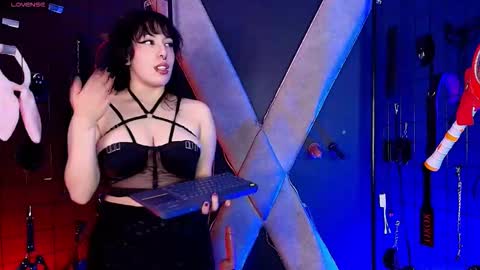 mranii_queen_bdsm_ online show from 12/04/25, 03:49