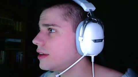 Snapshot of mrbepsik chatting on 02/12/26, 12:16 Mr Roman online show from 02/12/26, 12:16