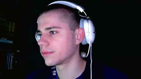 Snapshot of mrbepsik chatting on 02/23/26, 01:25 Mr Roman online show from 02/23/26, 01:25