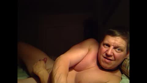 Snapshot of mrbig25739 chatting on 02/18/25, 06:15 mrbig25739 online show from 02/18/25, 06:15