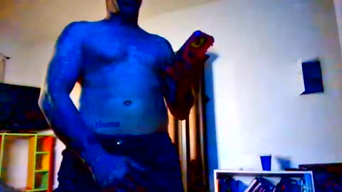 Snapshot of mrbigfitzwell chatting on 08/02/26, 04:11 mrbigfitzwell online show from 08/02/26, 04:11